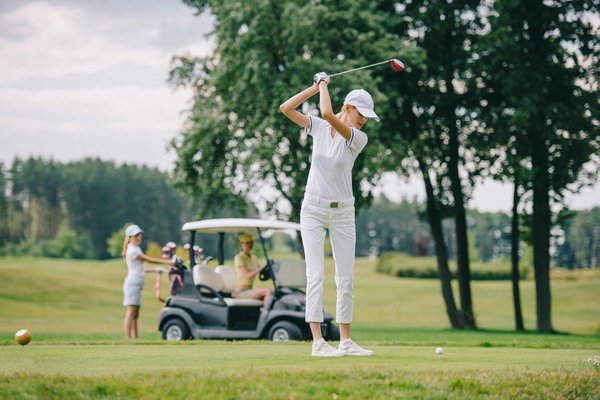 Les avantages de réserver un parcours au Golf Bluegreen de Pessac